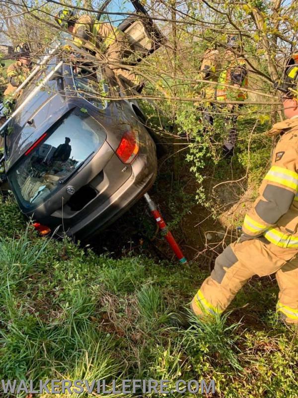 Vehicle Accident with Entrapment on Bennie Duncan Road, 4/7/2020