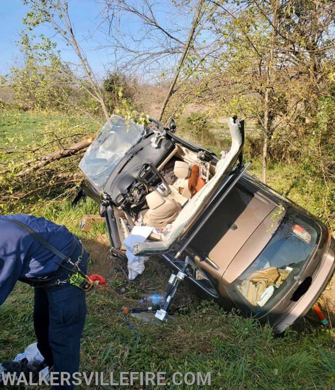 Vehicle Accident with Entrapment on Bennie Duncan Road, 4/7/2020